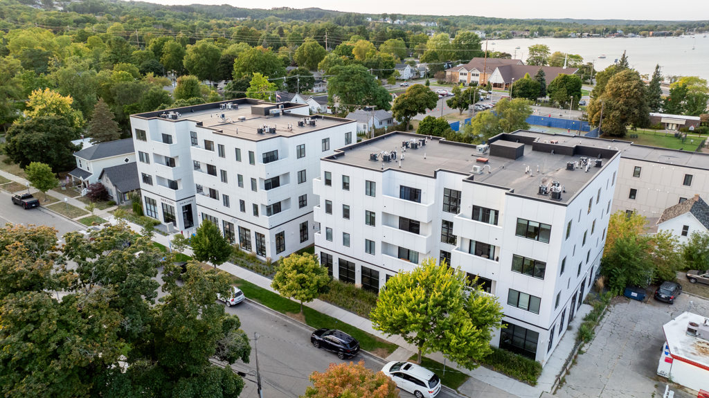 SNL Apartments